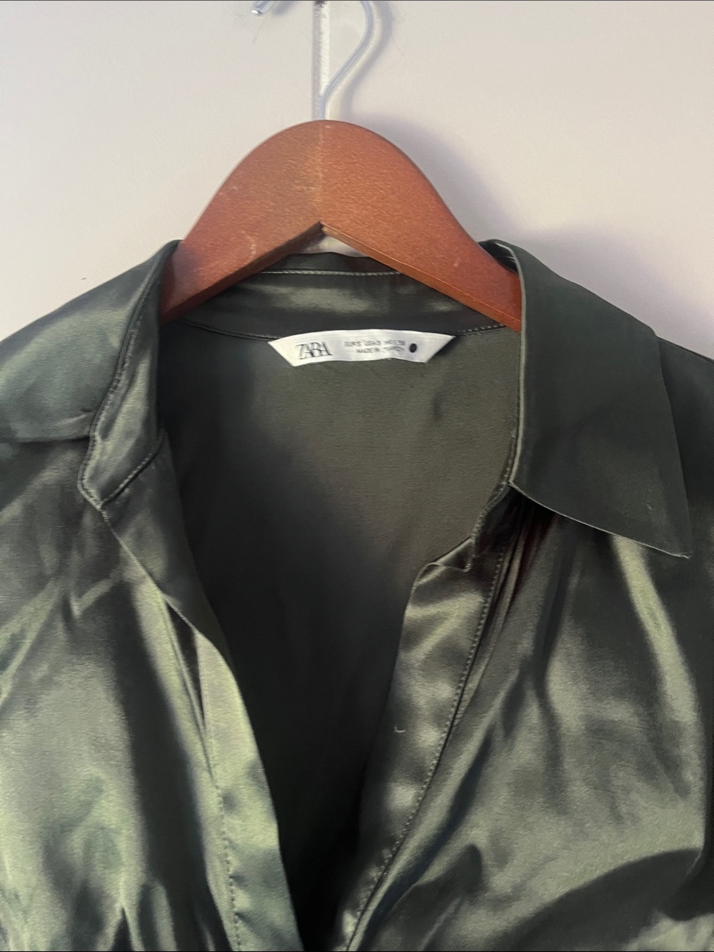 Zara Olive Satin Ruched Button-Front Shirt - Picture 4 of 13